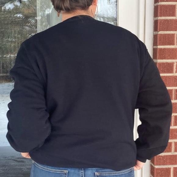 GILDAN Valentine’s Day “All You Need Is Love” Black Sweatshirt SZ: Large - Picture 11 of 12